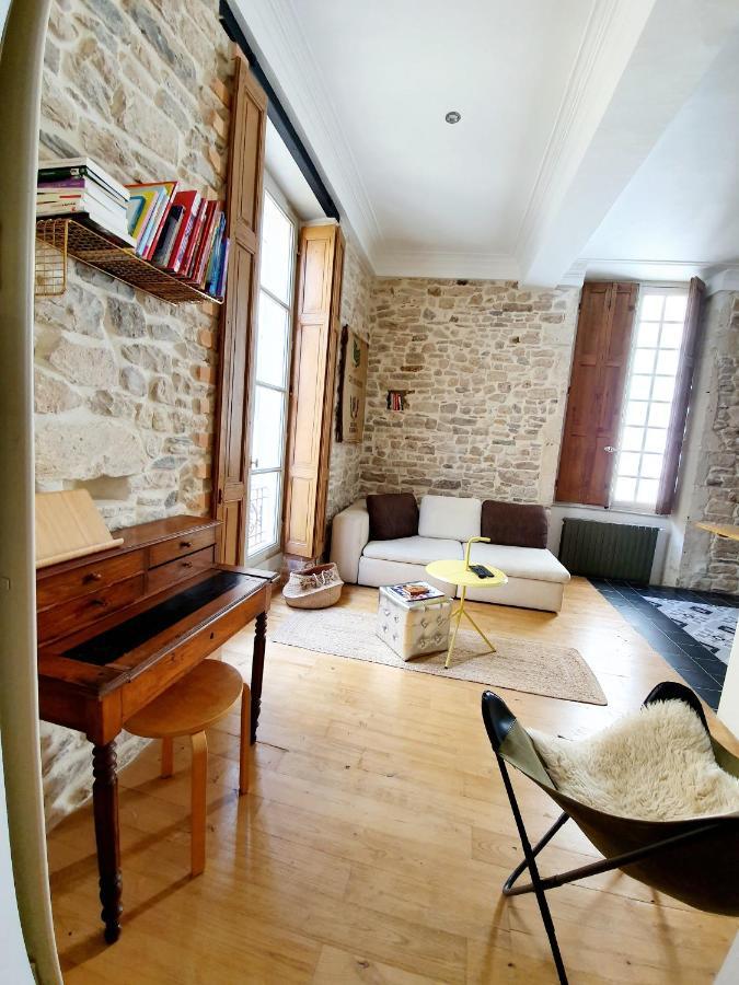 Appartement Palmiers et Crocos du vieux Nîmes Extérieur photo