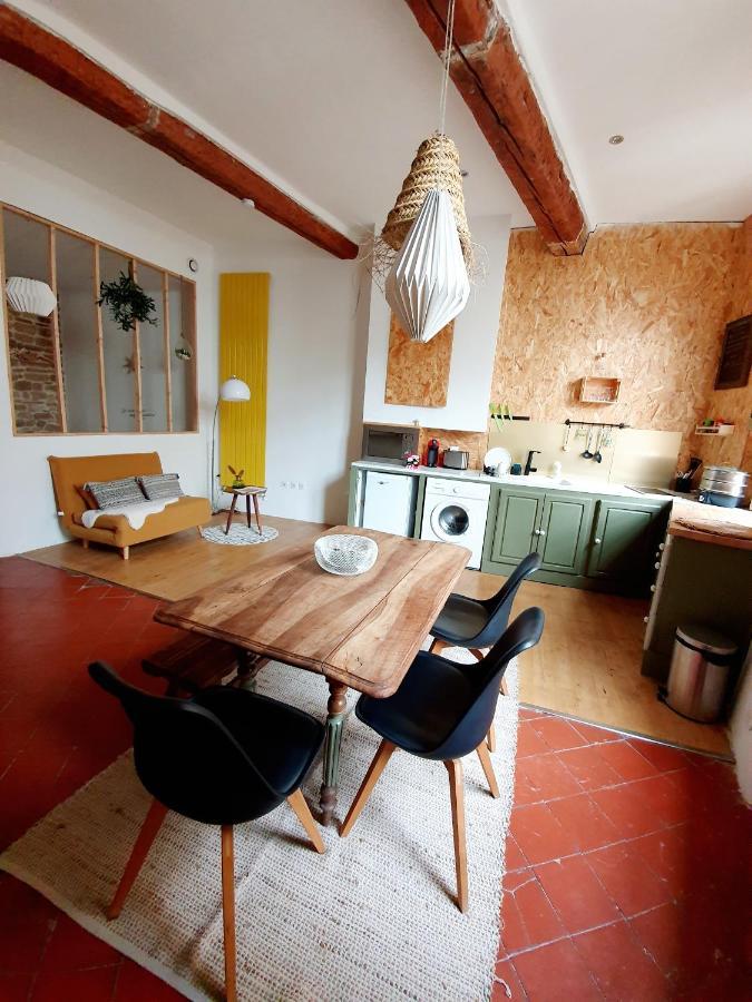 Appartement Palmiers et Crocos du vieux Nîmes Extérieur photo